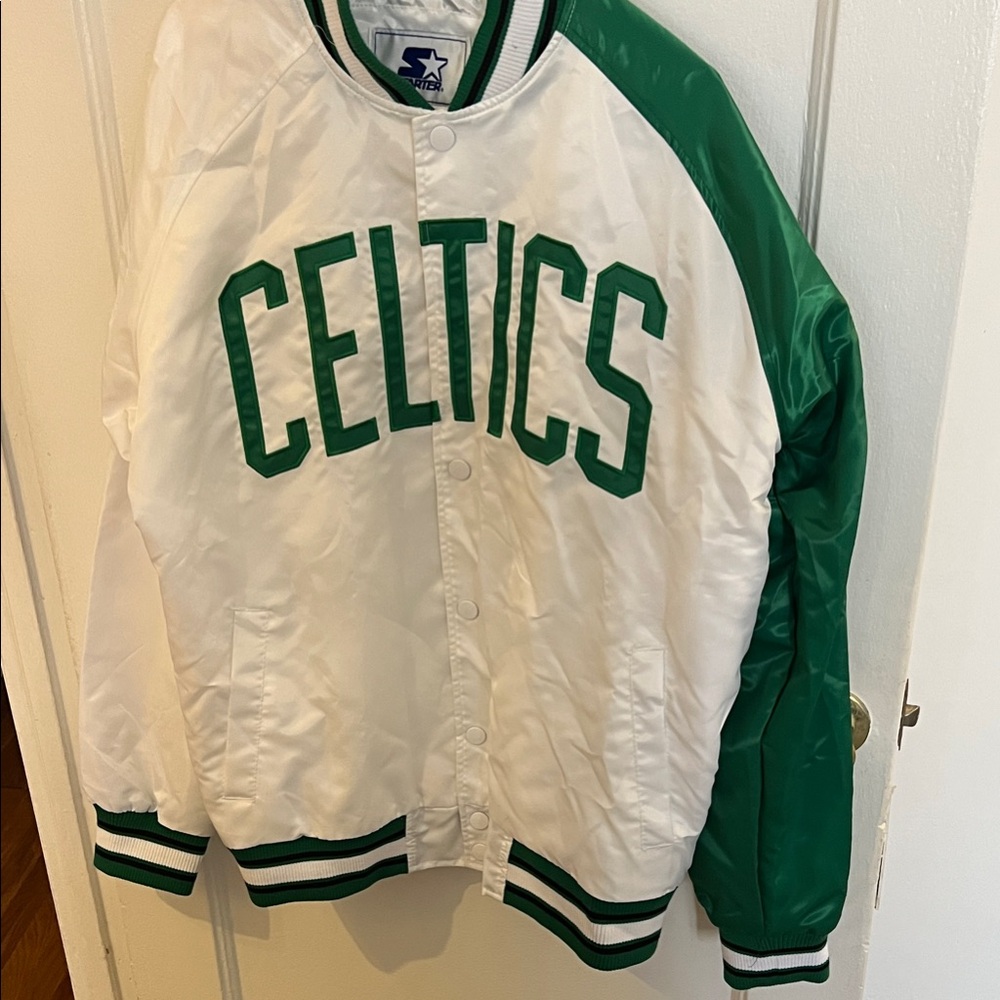 STARTER White and Green Celtics Jacket sz XL